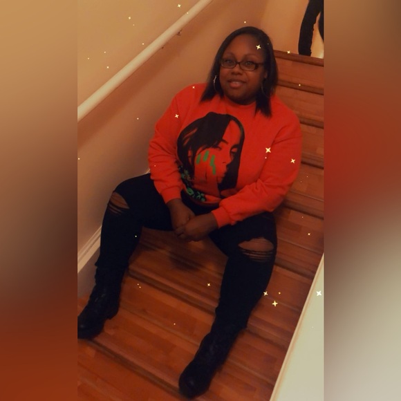 Meet your Posher, Sheniquia - Picture 13 of 15